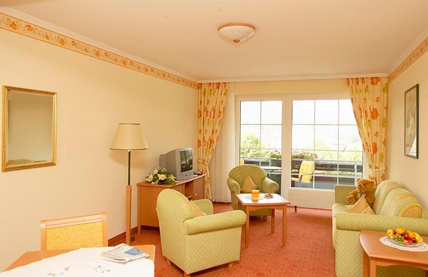 Hotel Hochheide ヴィリンゲン エクステリア 写真